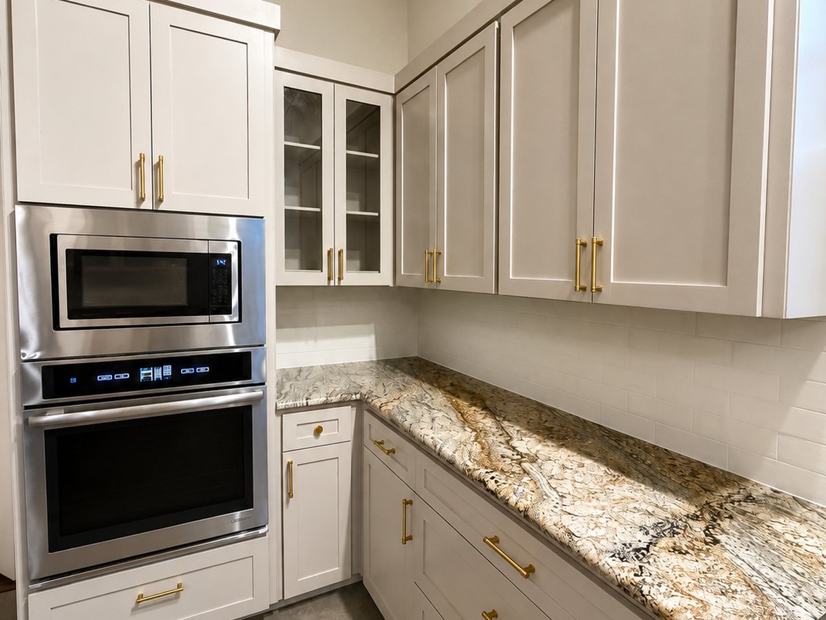How to Choose Interior Paint Colors That Buyers Love